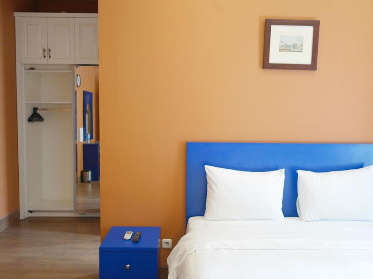 Saffron Suites Syariah Джакарта Экстерьер фото
